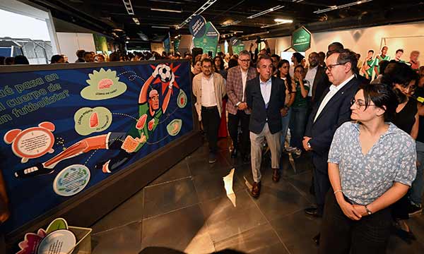 ⚽🧠 “¿Y si el futbol no solo se grita?”: UNAM arma expo para que la banda también le piense
