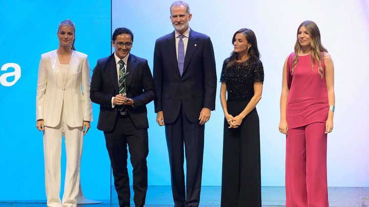 🔭 Astrofísico de la UNAM gana premio internacional en España: talento mexicano que mira al universo