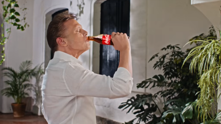 🥤🎤 Luis Miguel vuelve al comercial y Coca-Cola apuesta por la nostalgia para celebrar 100 años en México